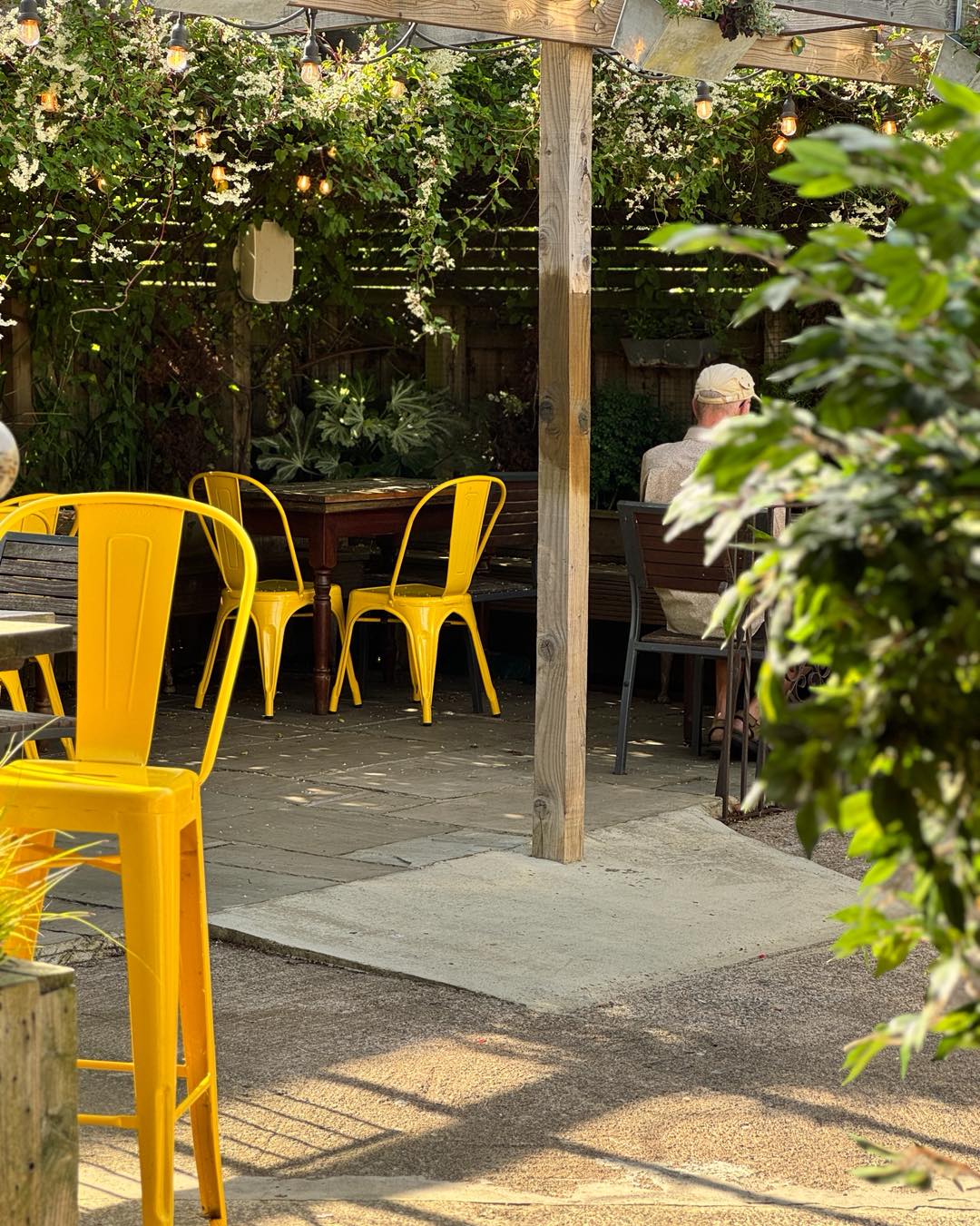 The Delaval Arms garden arranged for a gathering